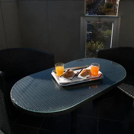 트웬티원 4* 로마