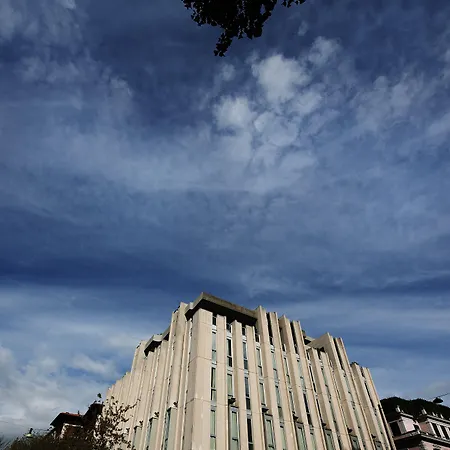 트웬티원 4* 로마