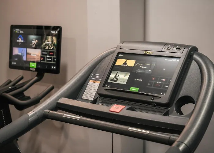 Twentyone מלון 4*