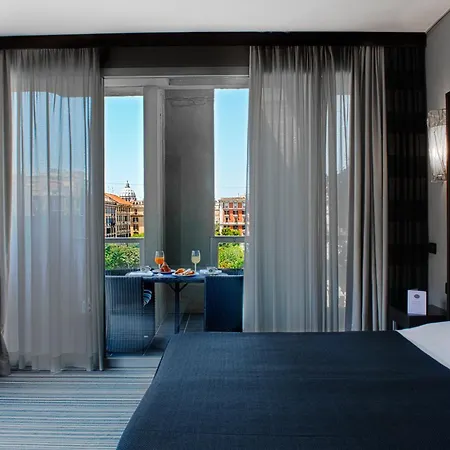 Hotel Twentyone
