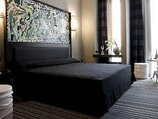 Twentyone Szálloda 4*